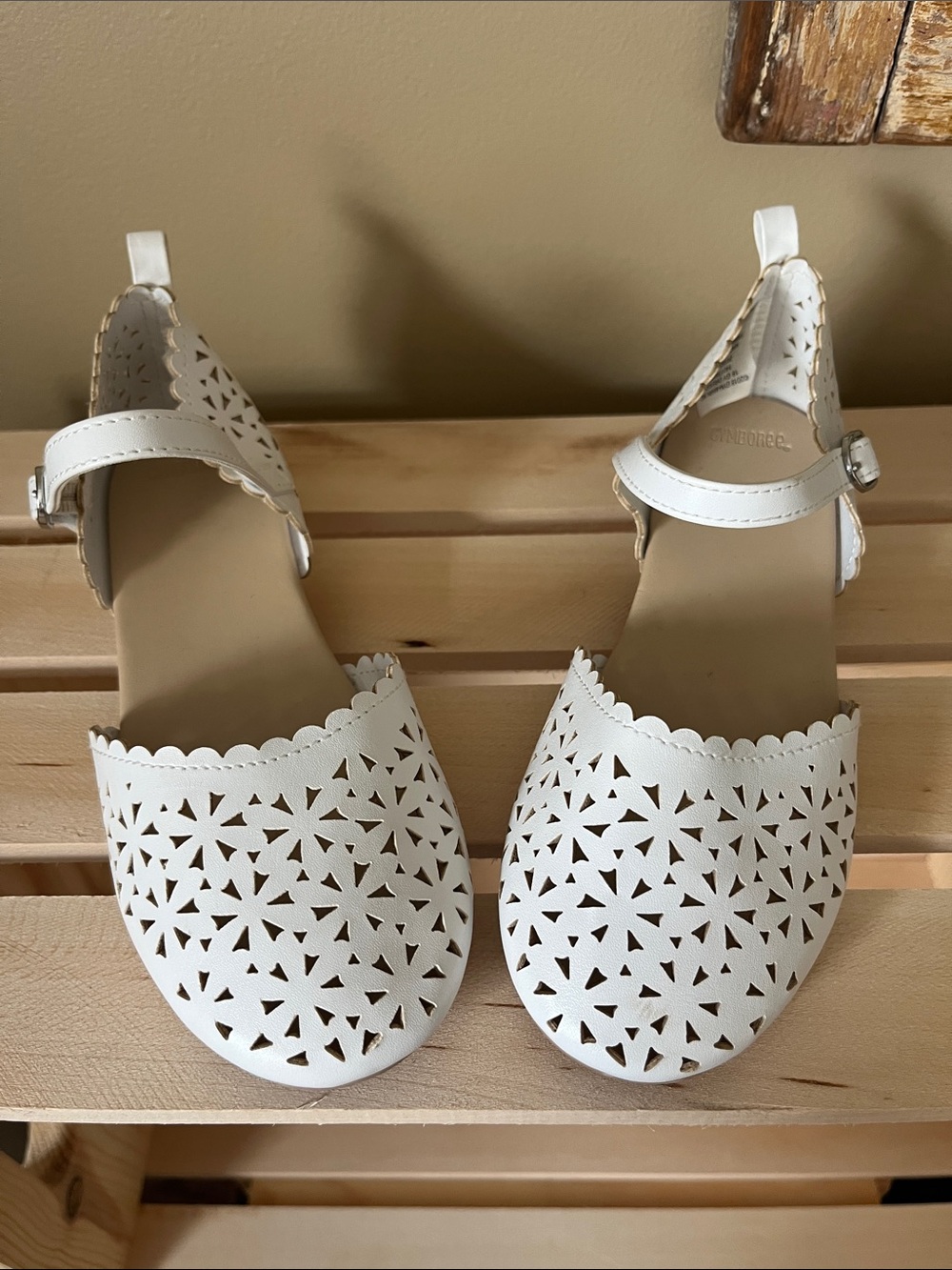 Girls Gymboree White Laser-Cut Mary Janes with Ankle Strap